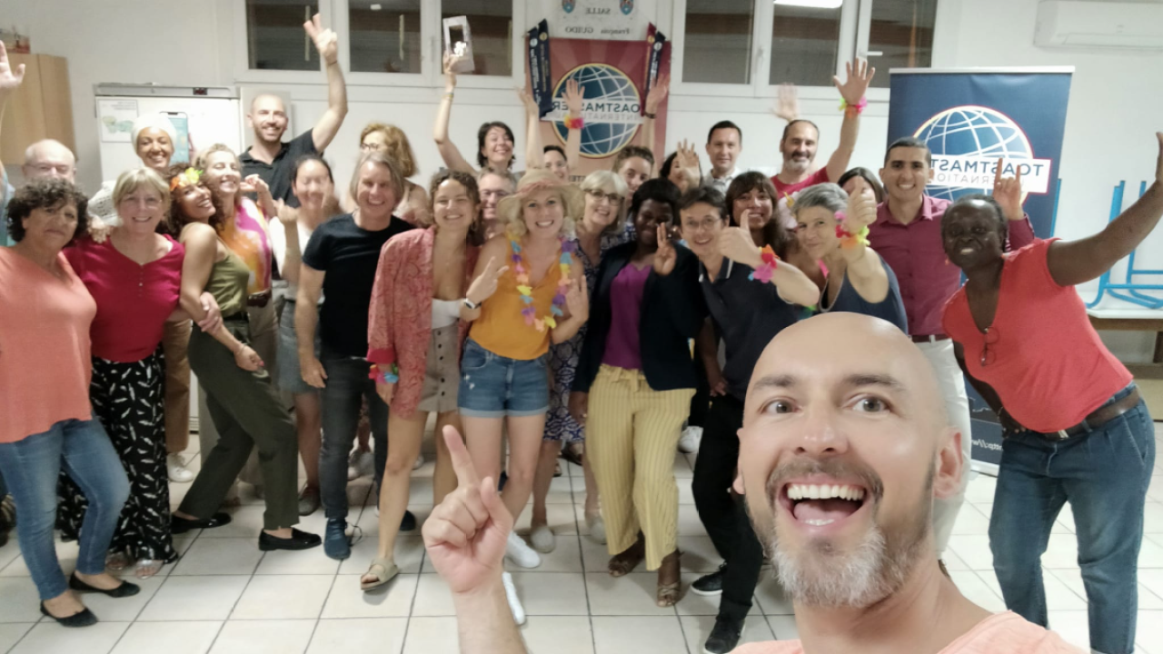 Lire la suite à propos de l’article 🎉 Toastmasters Marseille célèbre ses 🔟 ans ! 🎈